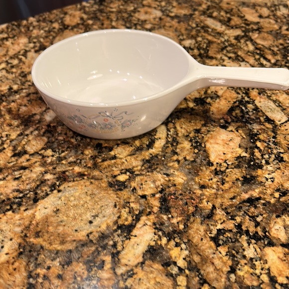 Country Cornflower Corning Ware Sauce Pan S-81-B .5 L Retired with lid ! - Picture 5 of 8